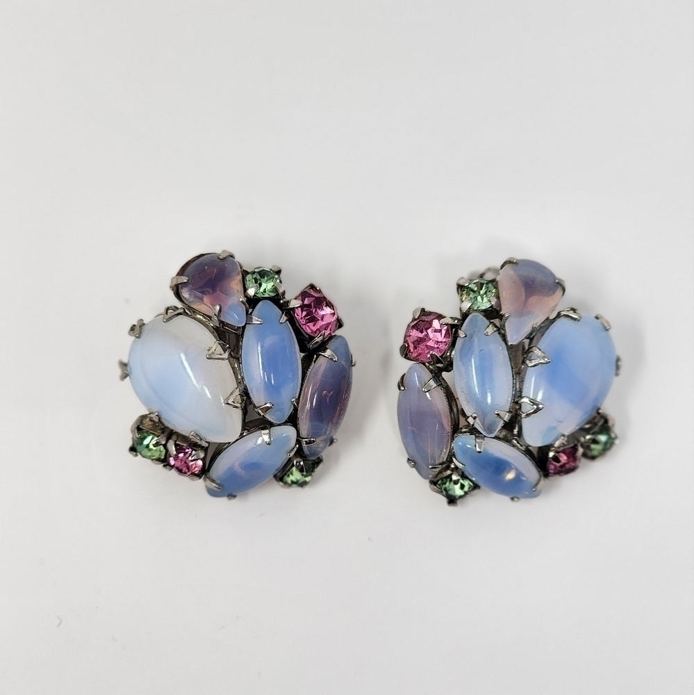 VINTAGE BLUE AND PINK RINESTONE CLIP-ON EARRINGS